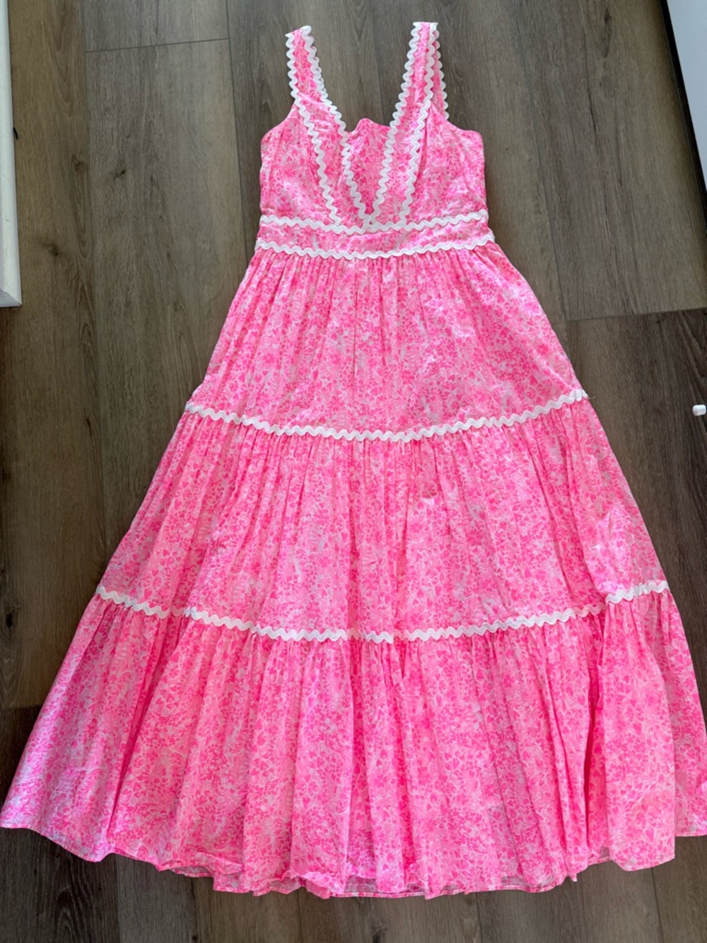 Lilly Pulitzer Pink Floral Tiered Midi Dress with White Lace Trim